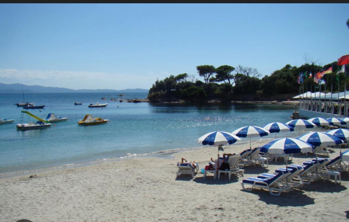 Superbe Pieds Dans L Eau Ajaccio Face A La Mer Plage De Sable Fin Route Des Iles Des Sanguinaires Luaran gambar